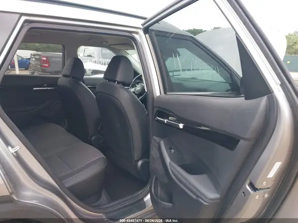 KNDEUCAA9R7634852 2024 KIA SELTOS - Image 8