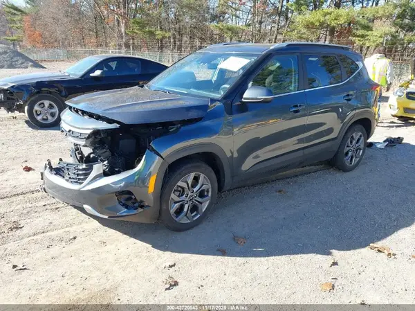 KNDEUCAA9R7651831 2024 KIA SELTOS - Image 2