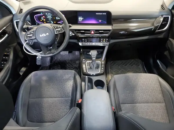 KNDEUCAA9S7724749 2025 KIA SELTOS - Image 8