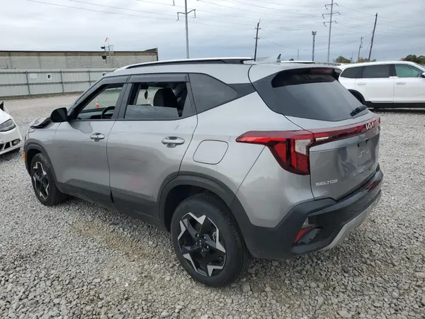 KNDEUCAA9S7732608 2025 KIA SELTOS - Image 2