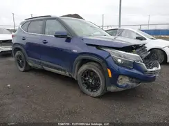 KNDEUCAAXM7058438 2021 KIA SELTOS