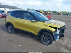 KNDEUCAAXM7169894 2021 KIA SELTOS