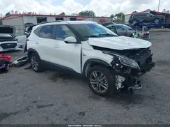 KNDEUCAAXM7177249 2021 KIA SELTOS