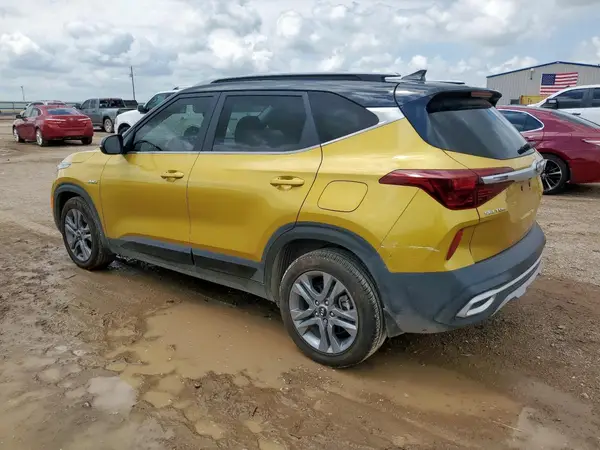 KNDEUCAAXM7229446 2021 KIA SELTOS - Image 2