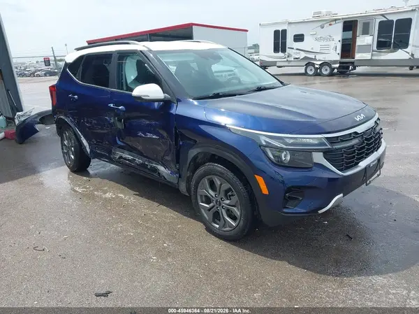 KNDEUCAAXR7556551 2024 KIA SELTOS - Image 1