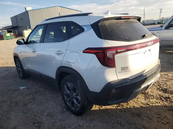 KNDEUCAAXR7603982 2024 KIA SELTOS - Image 2