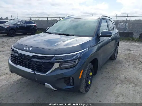 KNDEUCAAXS7687355 2025 KIA SELTOS - Image 2
