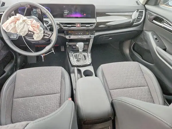 KNDEUCAAXT7871132 2026 KIA SELTOS - Image 8