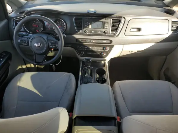 KNDMA5C10G6084893 2016 KIA SEDONA - Image 8