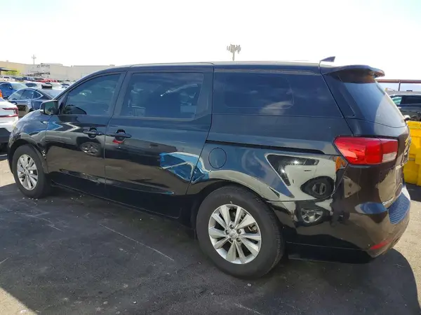KNDMA5C10G6158717 2016 KIA SEDONA - Image 2
