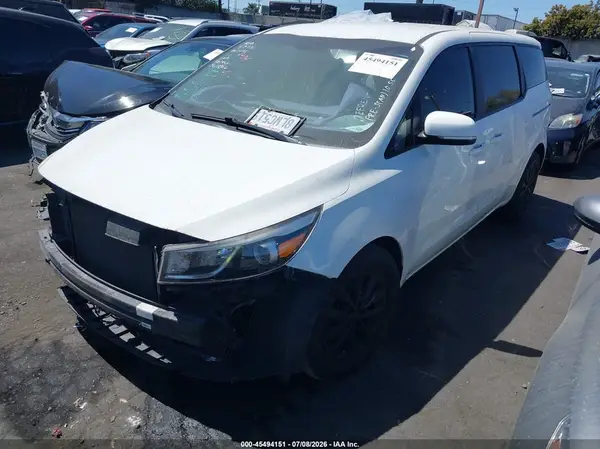 KNDMA5C10H6258494 2017 KIA SEDONA - Image 2