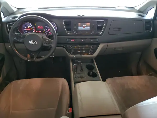 KNDMA5C10H6272895 2017 KIA SEDONA - Image 8