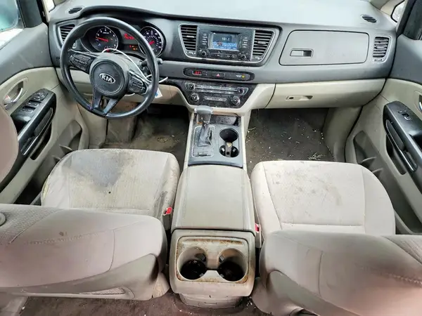 KNDMA5C10H6302431 2017 KIA SEDONA - Image 8