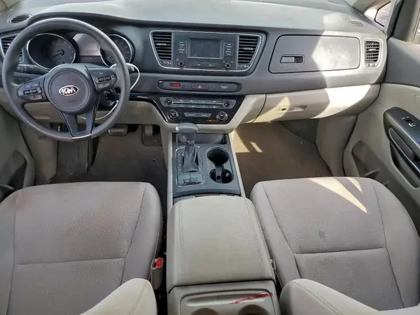 KNDMA5C10J6363722 2018 KIA SEDONA - Image 8
