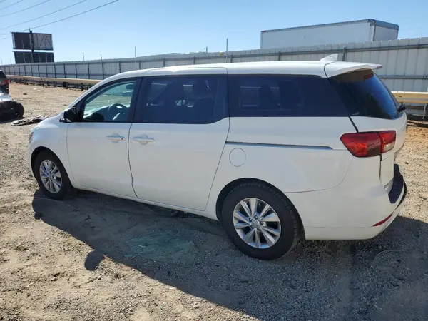 KNDMA5C10J6386367 2018 KIA SEDONA - Image 2