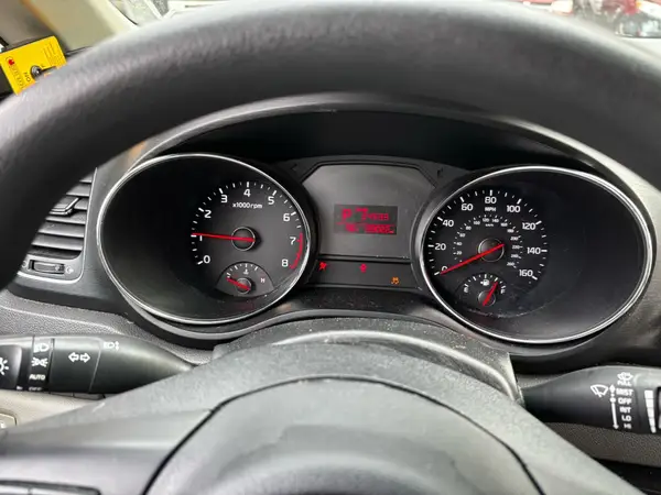 KNDMA5C10J6403393 2018 KIA SEDONA - Image 8
