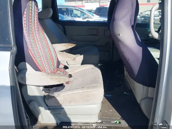 KNDMA5C10J6406178 2018 KIA SEDONA - Image 8