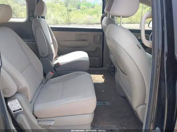 KNDMA5C10L6643126 2020 KIA SEDONA - Image 8