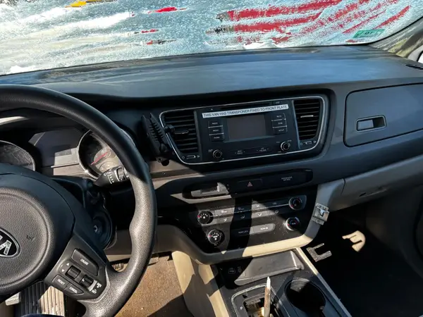 KNDMA5C11G6173078 2016 KIA SEDONA - Image 8