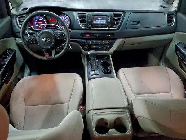 KNDMA5C11H6258441 2017 KIA SEDONA - Image 8