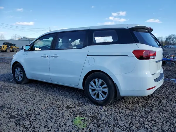 KNDMA5C11H6285624 2017 KIA SEDONA - Image 2