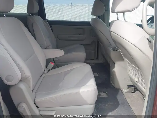 KNDMA5C11K6444178 2019 KIA SEDONA - Image 8