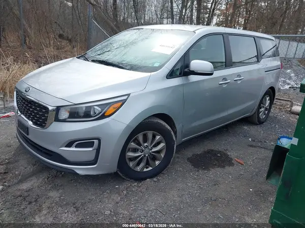 KNDMA5C11K6538447 2019 KIA SEDONA - Image 2