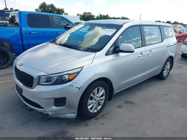 KNDMA5C12G6144561 2016 KIA SEDONA - Image 2