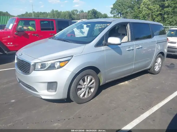 KNDMA5C12G6183103 2016 KIA SEDONA - Image 2