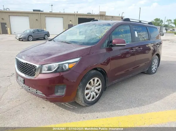 KNDMA5C12J6434385 2018 KIA SEDONA - Image 2
