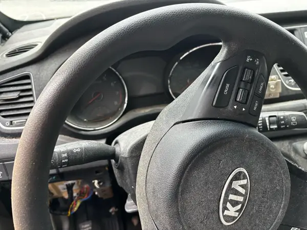 KNDMA5C13G6104800 2016 KIA SEDONA - Image 8