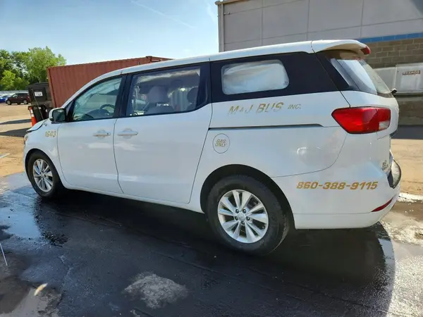 KNDMA5C13G6149722 2016 KIA SEDONA - Image 2