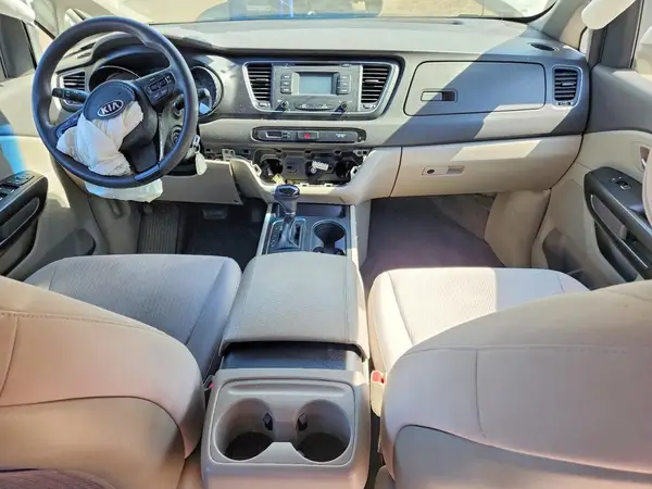 KNDMA5C13G6149722 2016 KIA SEDONA - Image 8