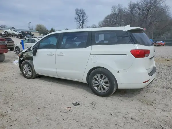 KNDMA5C13H6279694 2017 KIA SEDONA - Image 2
