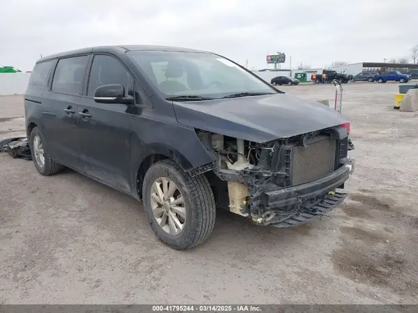KNDMA5C13H6280733 2017 KIA SEDONA - Image 1