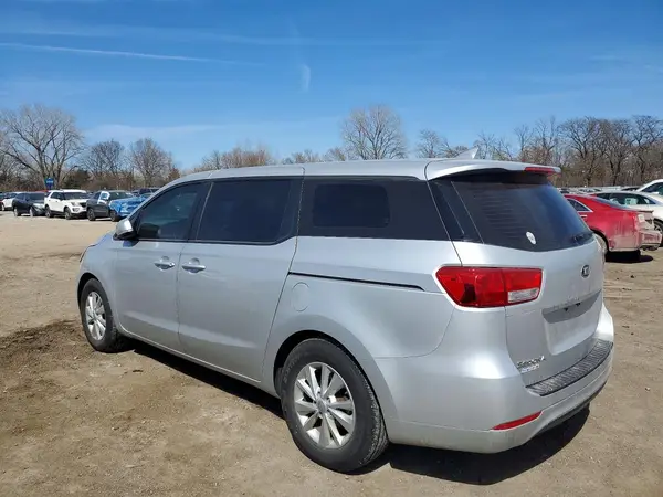 KNDMA5C13J6388789 2018 KIA SEDONA - Image 2