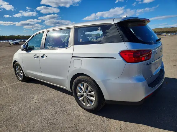 KNDMA5C13K6515493 2019 KIA SEDONA - Image 2