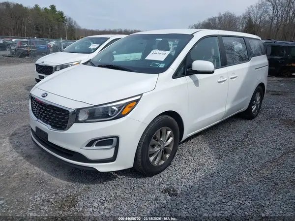 KNDMA5C13L6586615 2020 KIA SEDONA - Image 2