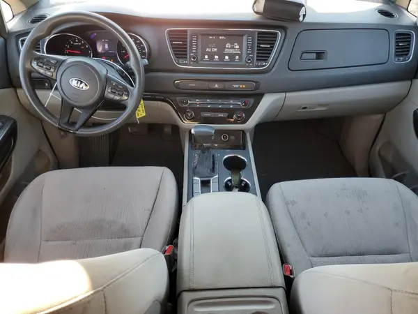KNDMA5C13L6596111 2020 KIA SEDONA - Image 8