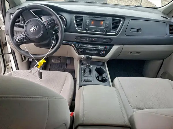 KNDMA5C14G6102764 2016 KIA SEDONA - Image 8