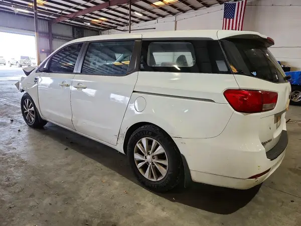 KNDMA5C14G6118513 2016 KIA SEDONA - Image 2
