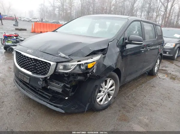 KNDMA5C14G6149972 2016 KIA SEDONA - Image 2