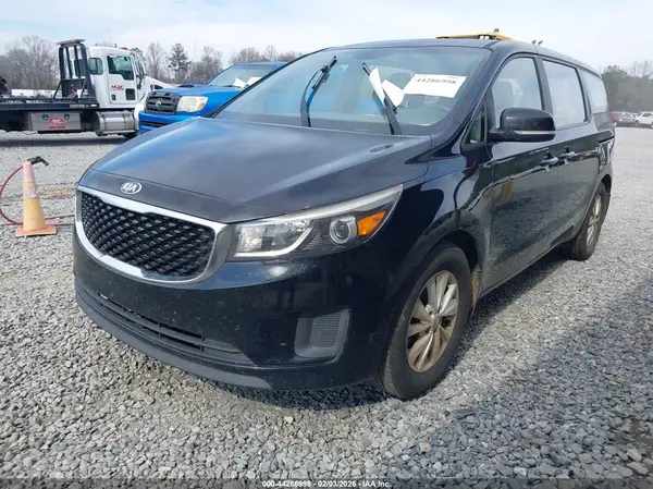 KNDMA5C14G6185256 2016 KIA SEDONA - Image 2