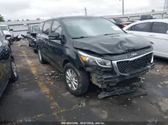 KNDMA5C14H6259003 2017 KIA SEDONA