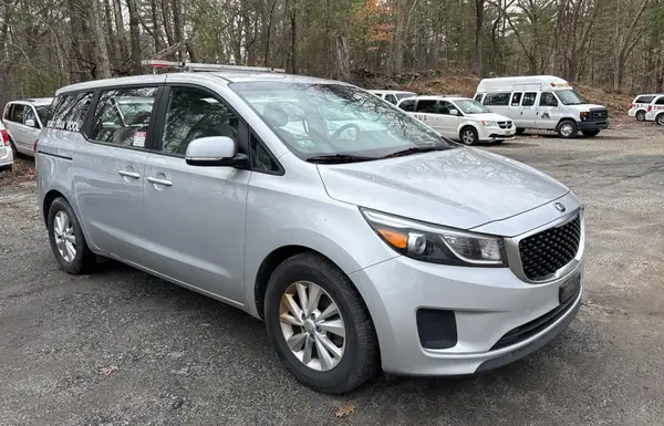 KNDMA5C14J6401517 2018 KIA SEDONA - Image 1