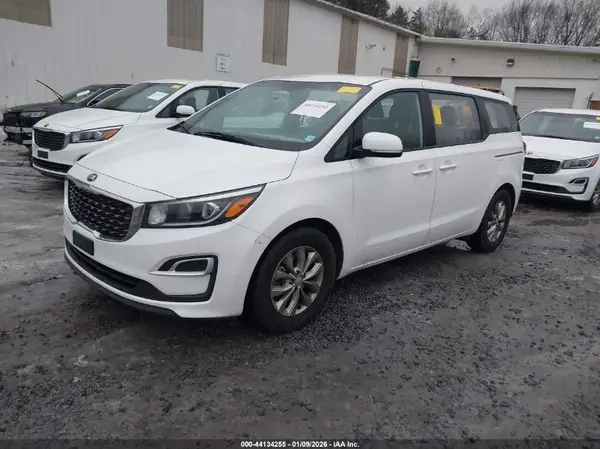 KNDMA5C14L6613644 2020 KIA SEDONA - Image 2