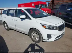KNDMA5C15H6258491 2017 KIA SEDONA
