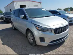 KNDMA5C15H6258913 2017 KIA SEDONA