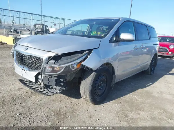 KNDMA5C15H6327812 2017 KIA SEDONA - Image 2
