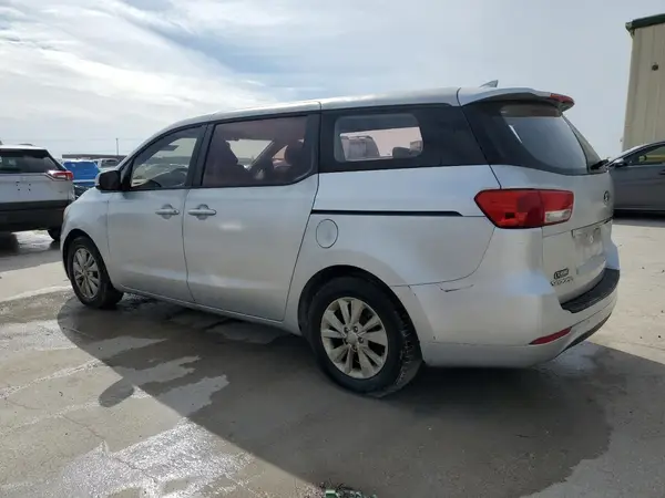 KNDMA5C16G6206463 2016 KIA SEDONA - Image 2